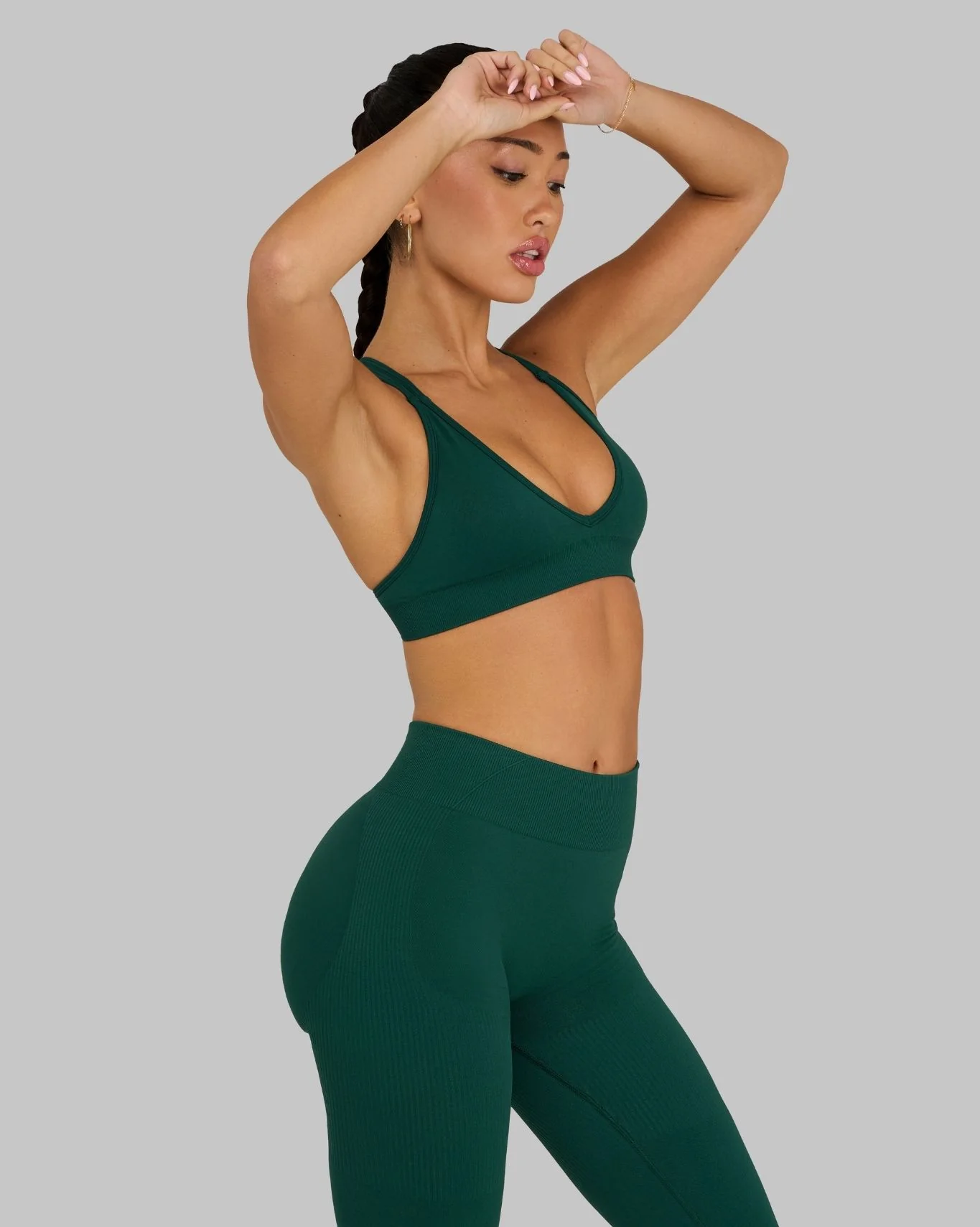 Elevate™ Sculpting Seamless High Apex Bra | Pine Green - Image 4