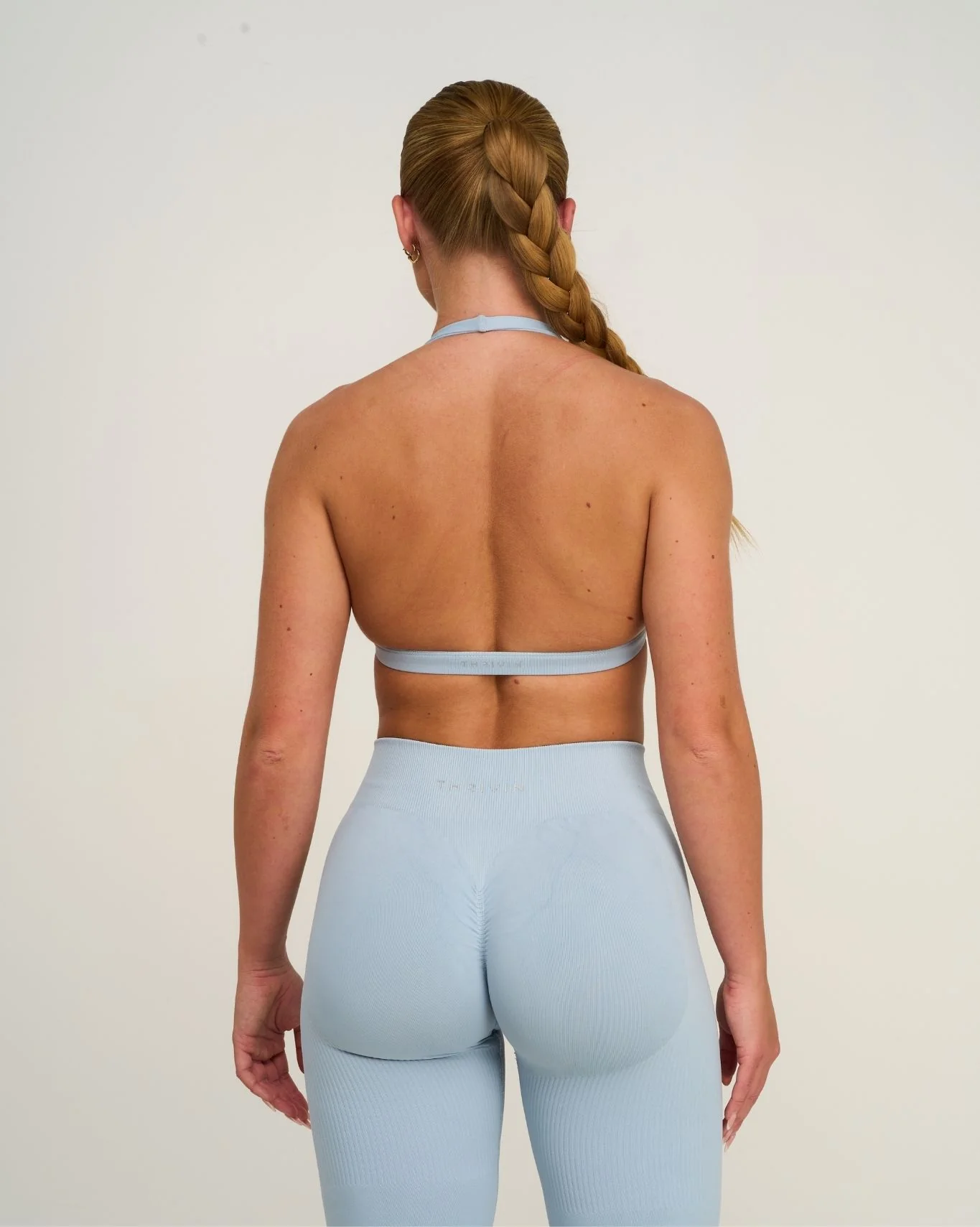 Elevate™ Sculpting Seamless V-Neck Halter Bra | Blue Haze - Image 2